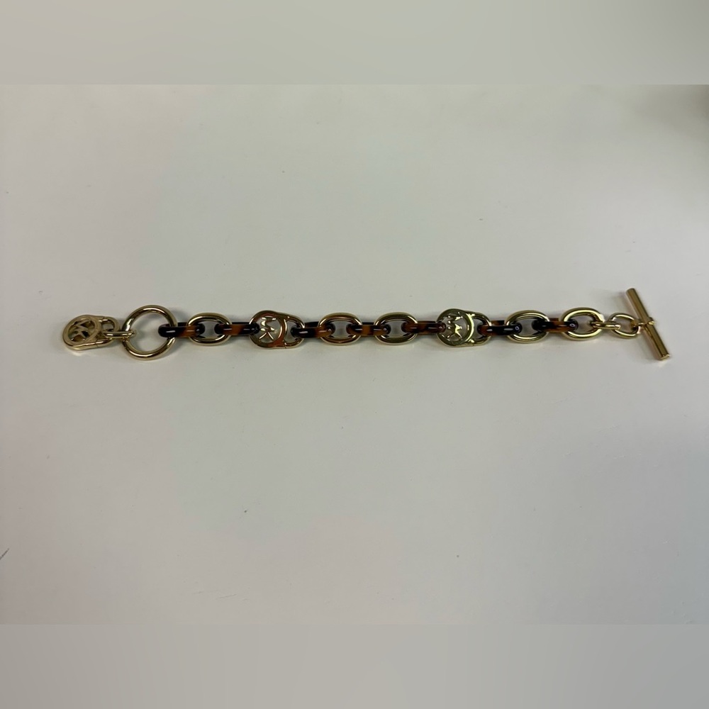New Michael Kors Goldtone Tortoise Acetate Link Bracelet - Picture 3 of 5
